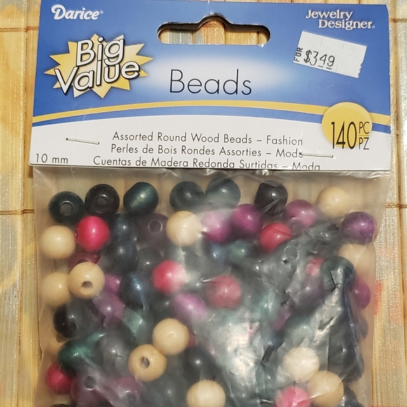Huge NWT Lot of Wooden & Imitation Bone Beads - Picture 8 of 9
